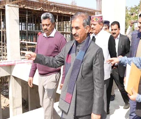 मुख्यमंत्री ने किया निर्माणाधीन जसकोट हेलीपोर्ट और बस…