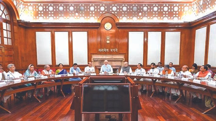 100 नए एयरपोर्ट बनाने को कैबिनेट की मंजूरी,…