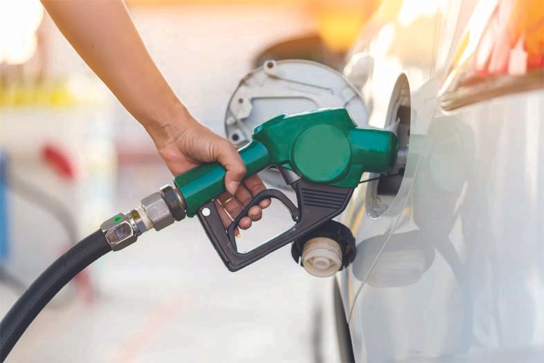 पेट्रोल और डीजल पर उत्पाद शुल्क में भारी…