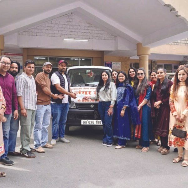 एनजेएचपीएस के ऑफिसर्स लेडीज़ क्लब ने किया लंगर…