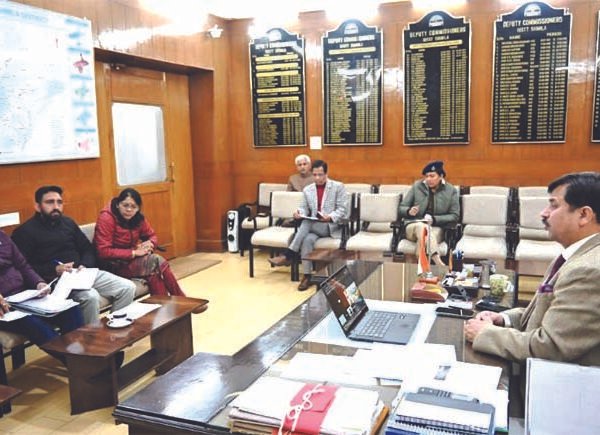 जिला में निरंतर हो रही घरेलू गैस की…