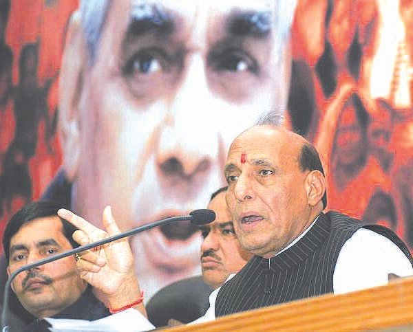 रक्षा निर्यात रिकॉर्ड 38,424 करोड़ रुपए तक पहुंचा