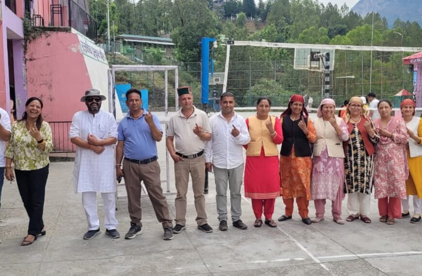 रामपुर उपमंडल की 19 पंचायतों में दूसरे चरण का मतदान सम्पन्न, मतदाताओं में दिखा उत्साह