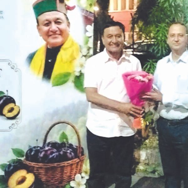 बागवानी मंत्री ने चण्डीगढ़ से चेरी एवं प्लम&hellip;