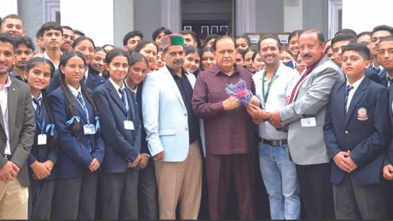 छात्रों ने जानी विधानसभा की कार्यप्रणाली, अध्यक्ष पठानियां ने दिए सवालों के जवाब
