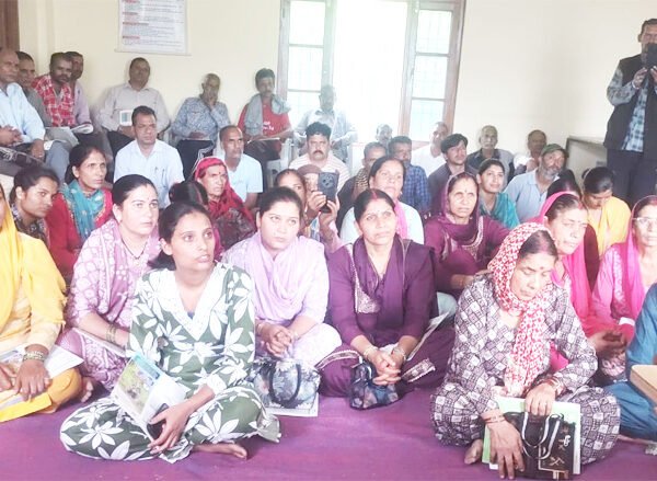 संघोई पंचायत में कृषि विभाग ने लगाई किसान&hellip;